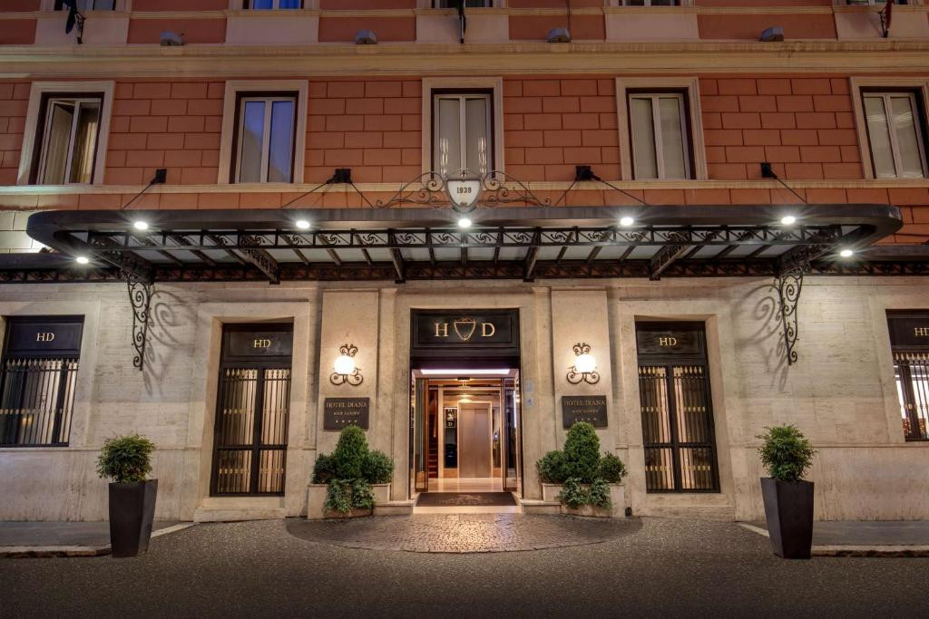 Diana Roof Garden 4*