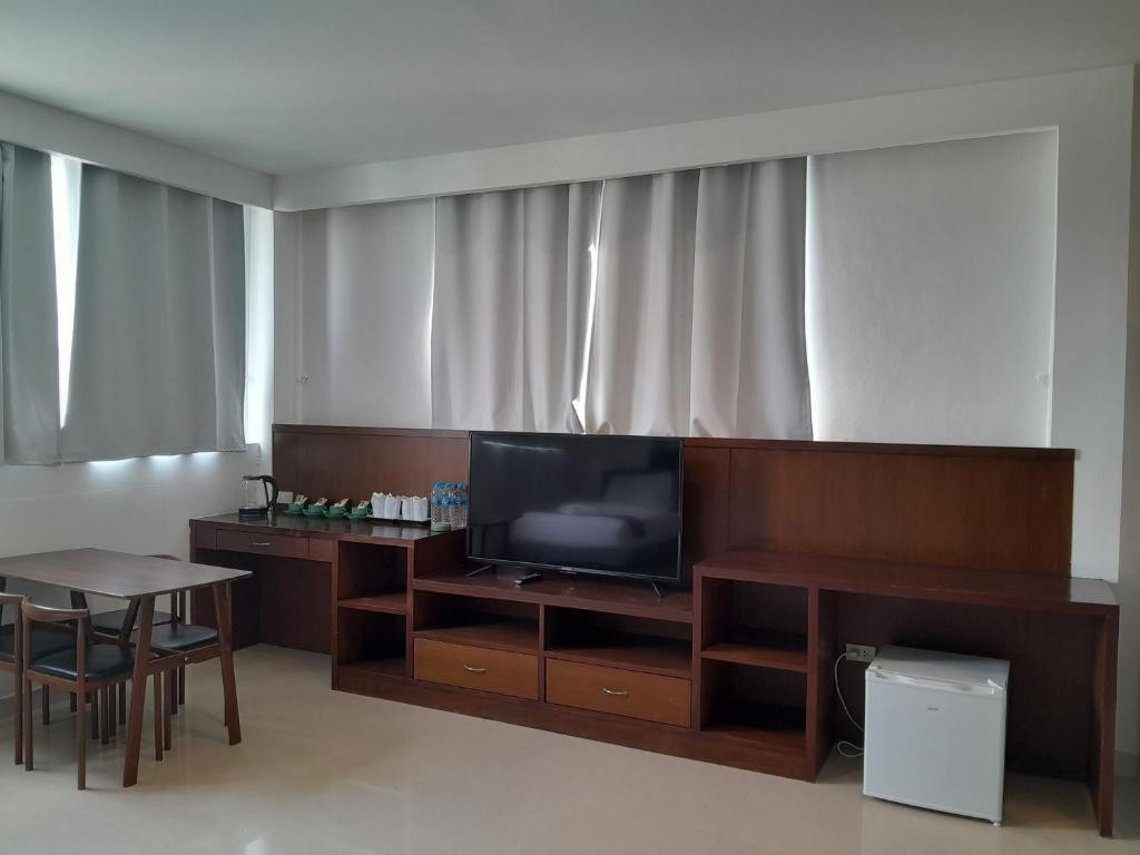 Sereneburi Patong 3* миниатюра 5