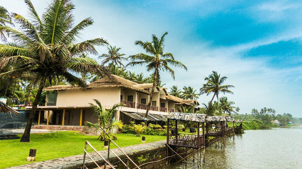 Riva Beach Resort 3*