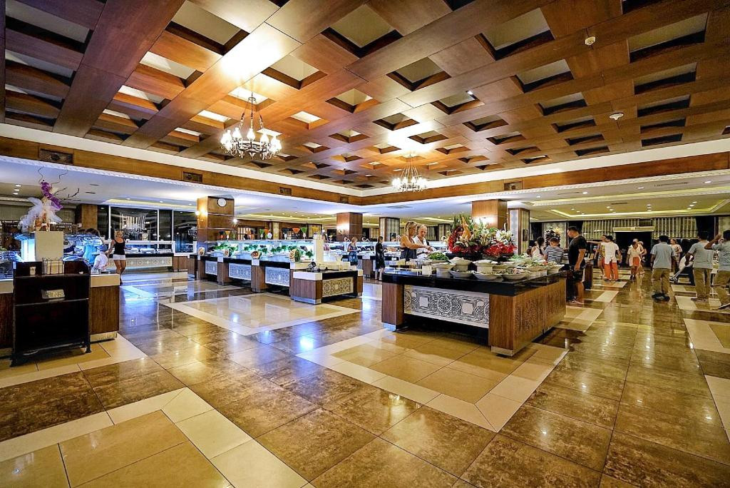 Utopia World Hotel 5* миниатюра 6