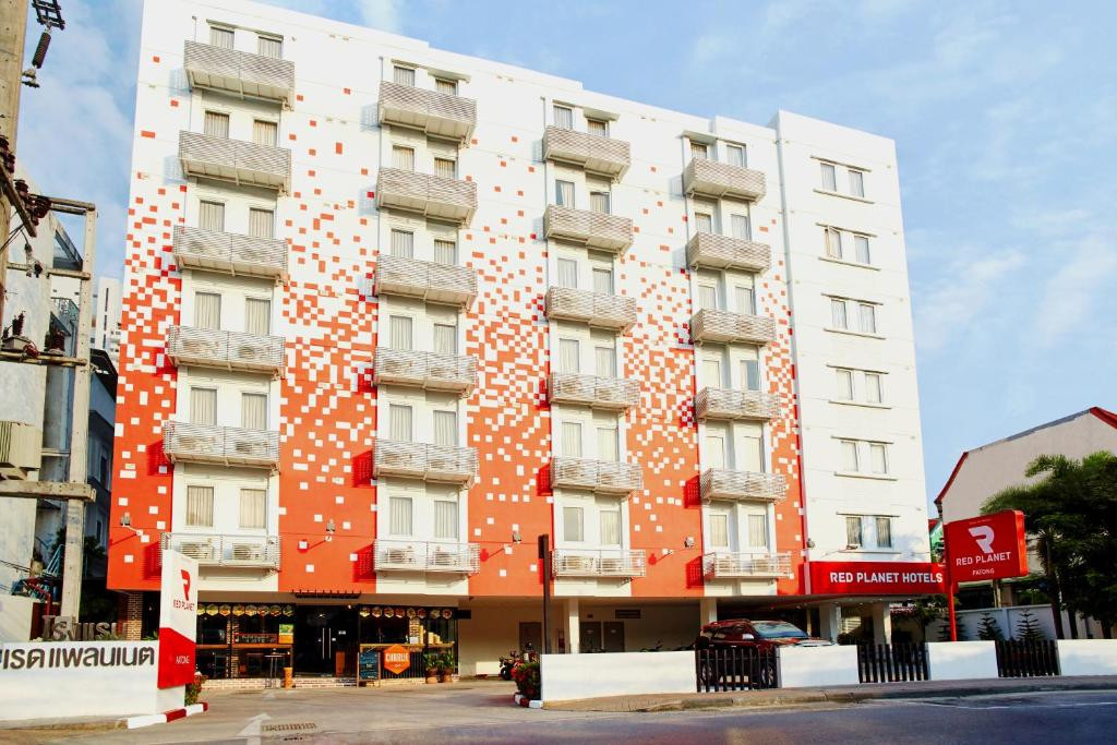 Easy Planet Patong (Ex. Red Planet Patong) 3*