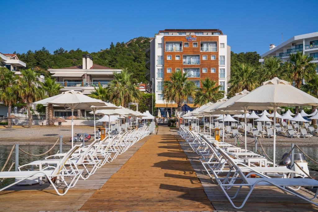 Cettia Beach Resort Adults Only 16+ 4*