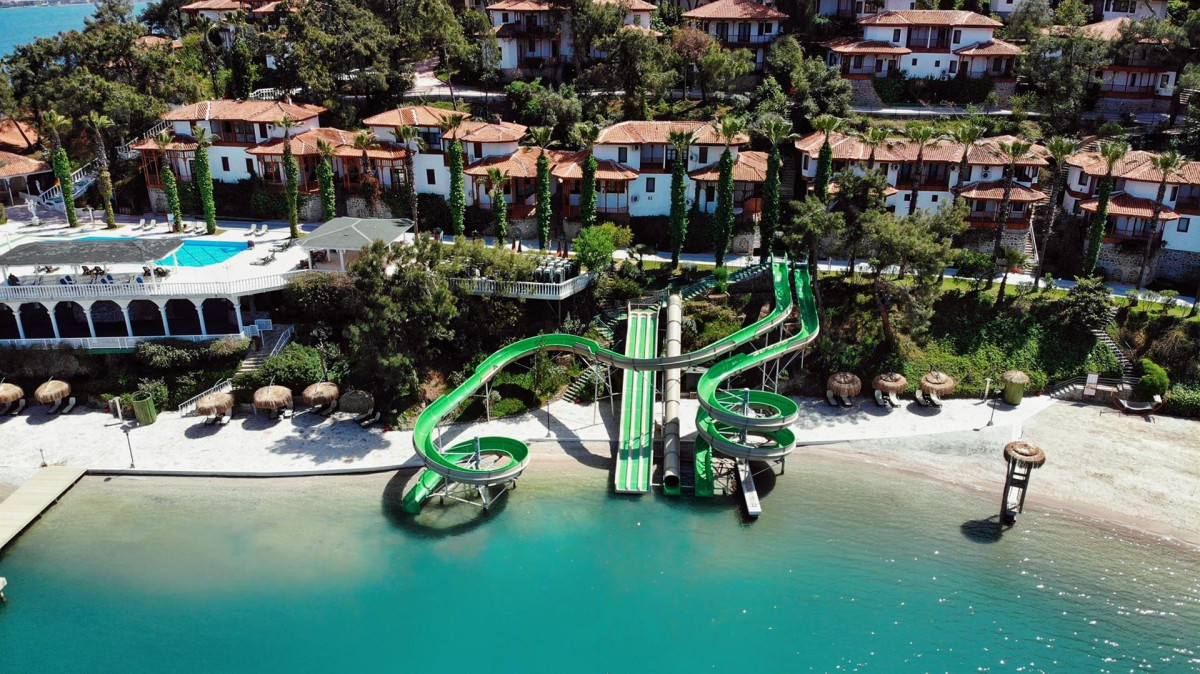 Club & Hotel Letoonia 5*