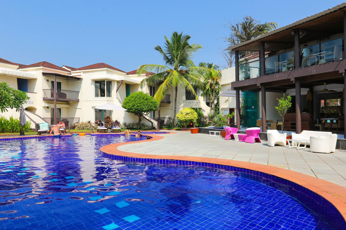 Royal Orchid Beach Resort & Spa  4*