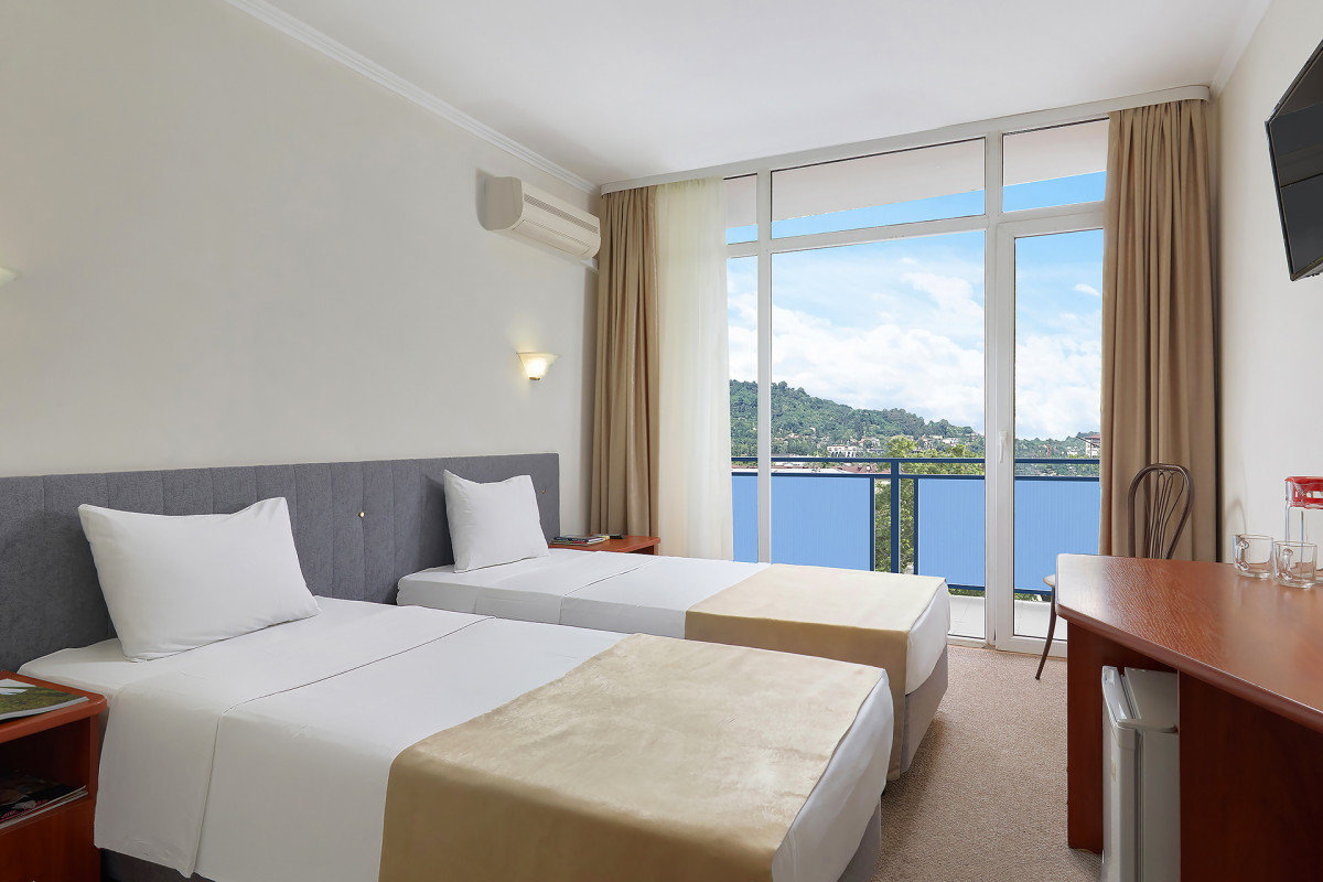 Интер-сухум 3* миниатюра 3