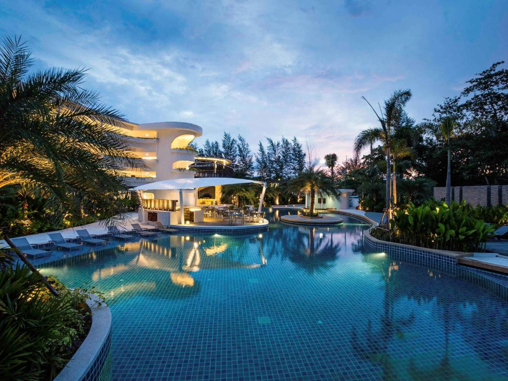 Holiday Inn Resort Phuket Karon Beach (Ex. Destination Resorts Phuket Karon Beach) 4*