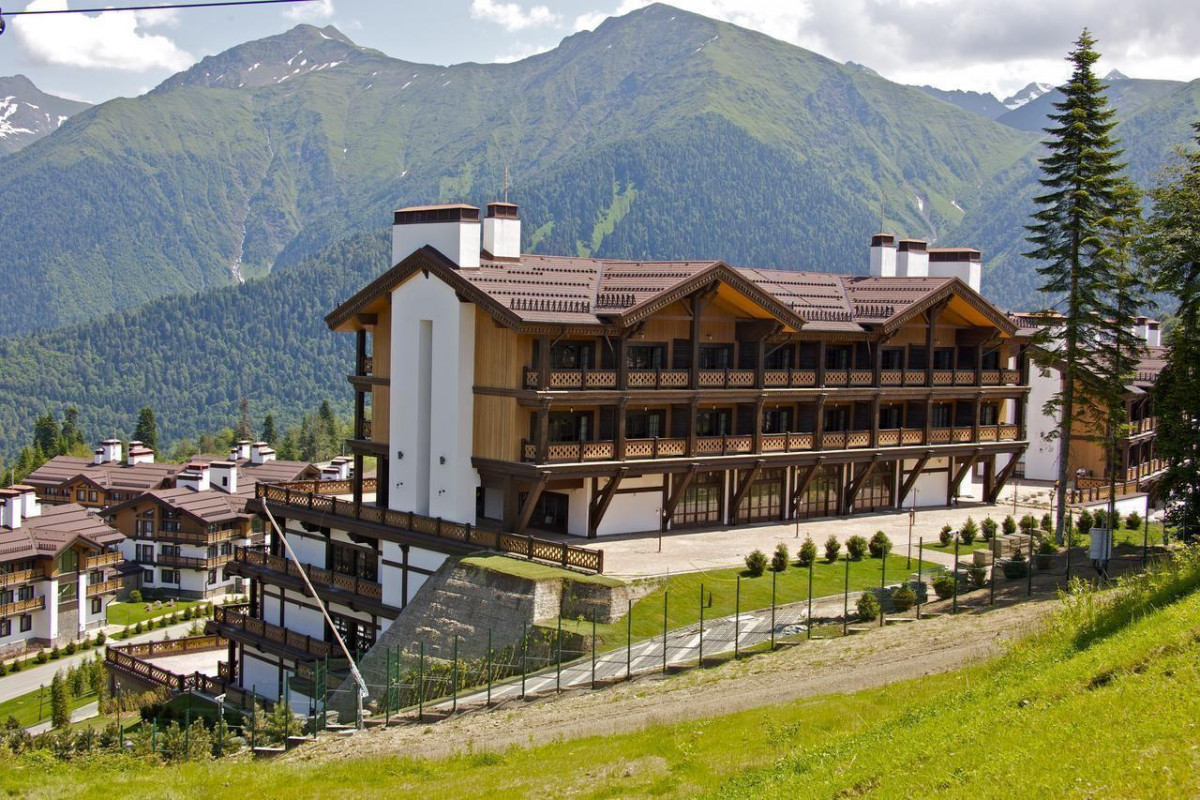 Поляна 1389 5*