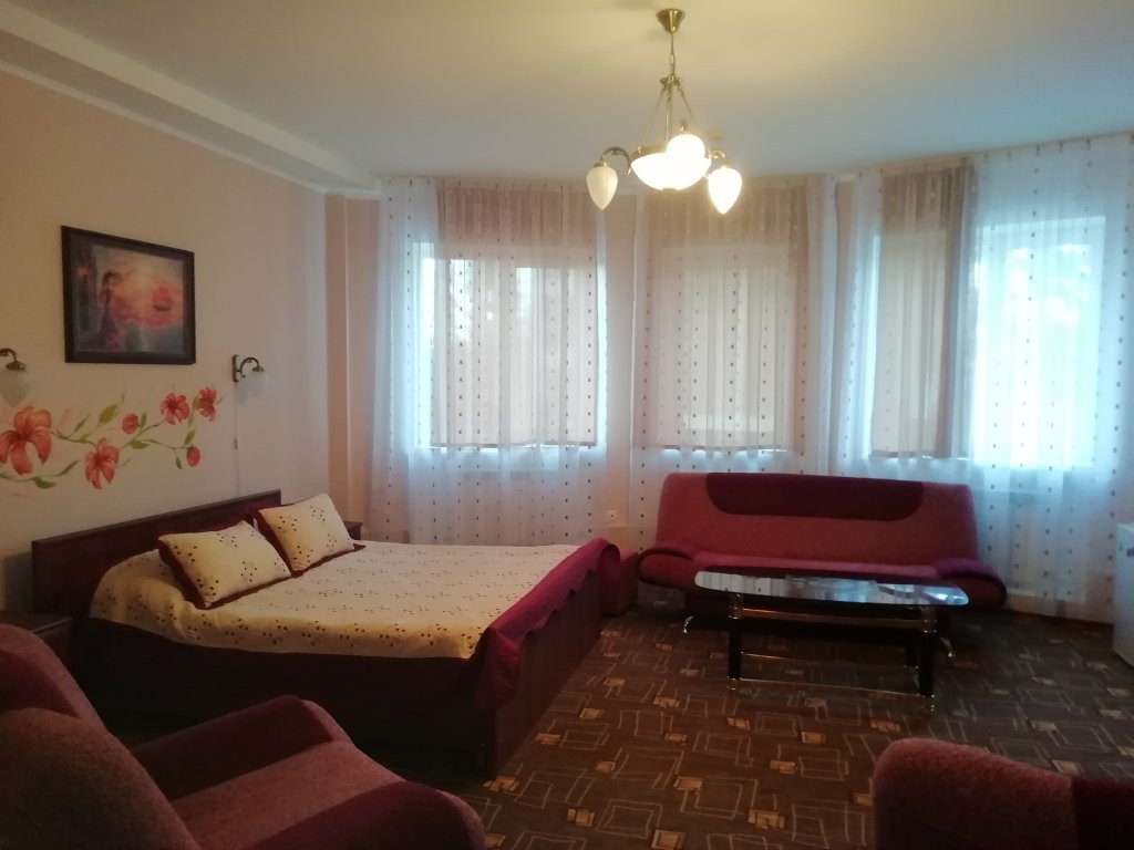 Кия 3* миниатюра 5