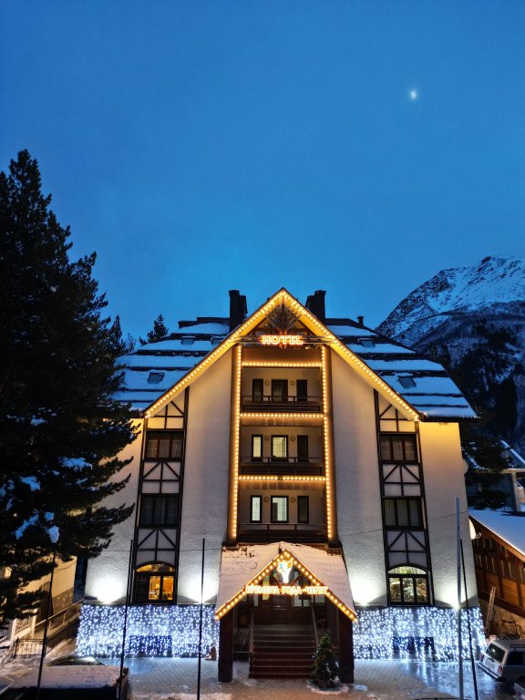 Времена Года Чегет (Ex. Озон Чегет) 4* миниатюра 2