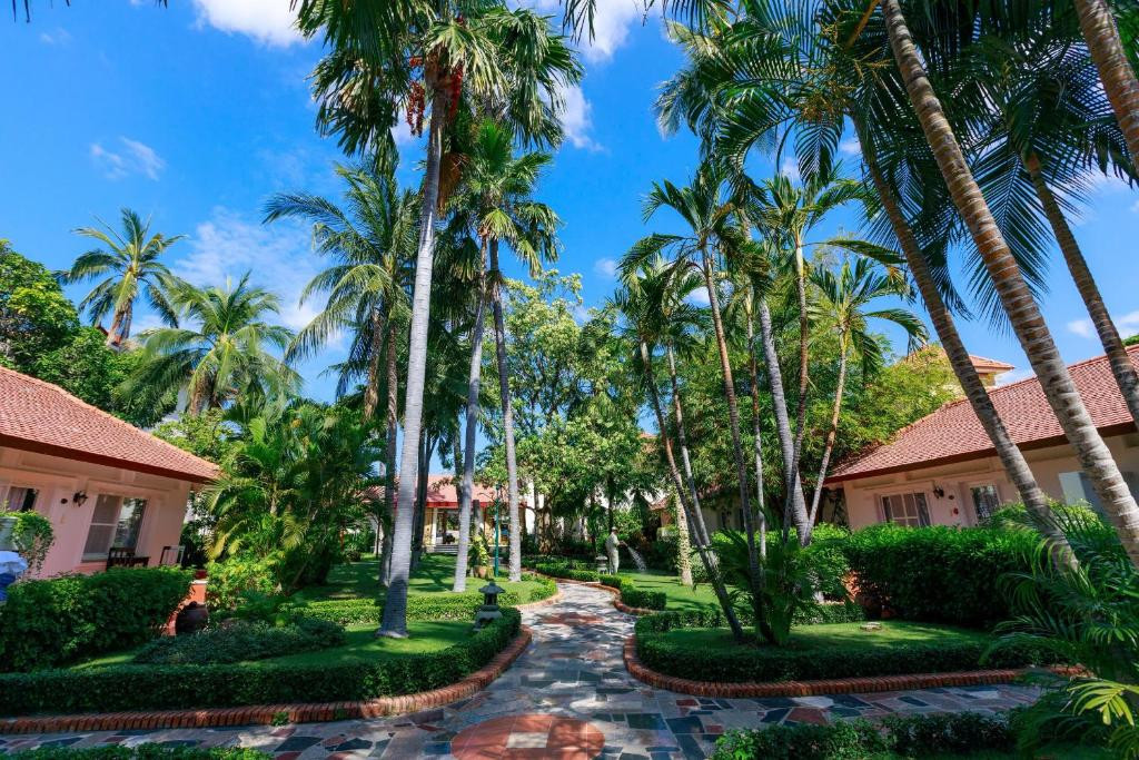 Le Aqua Resort & Spa Phan Thiet (Ex. Swiss Village Resort) 4* миниатюра 3