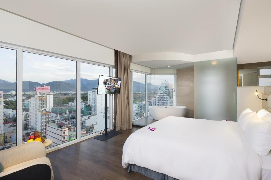 Liberty Central Nha Trang Hotel 4* миниатюра 3