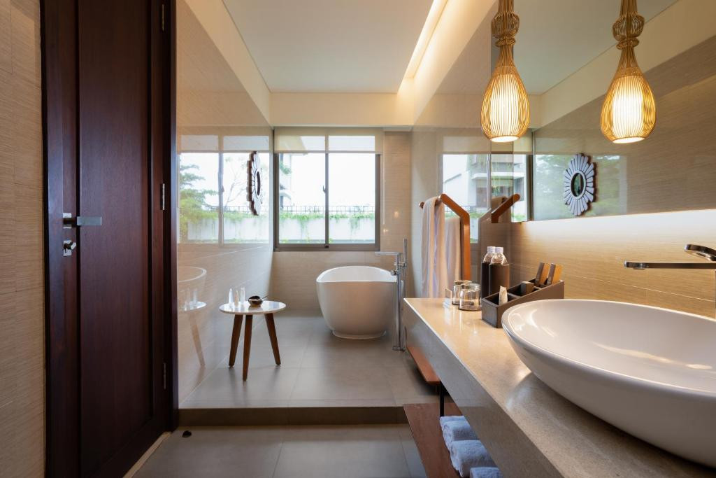 Merusaka Nusa Dua (Ex. Inaya Putri Bali Resort) 5* миниатюра 6