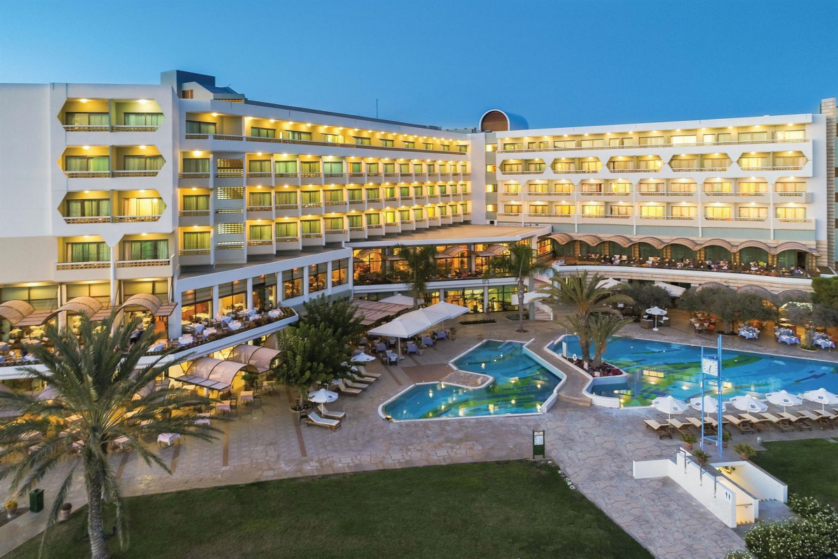 Constantinou Bros Athena Royal Beach 4*