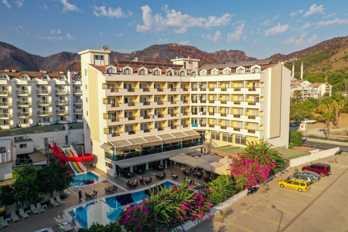 Prestige Garden Hotel 4* миниатюра 2