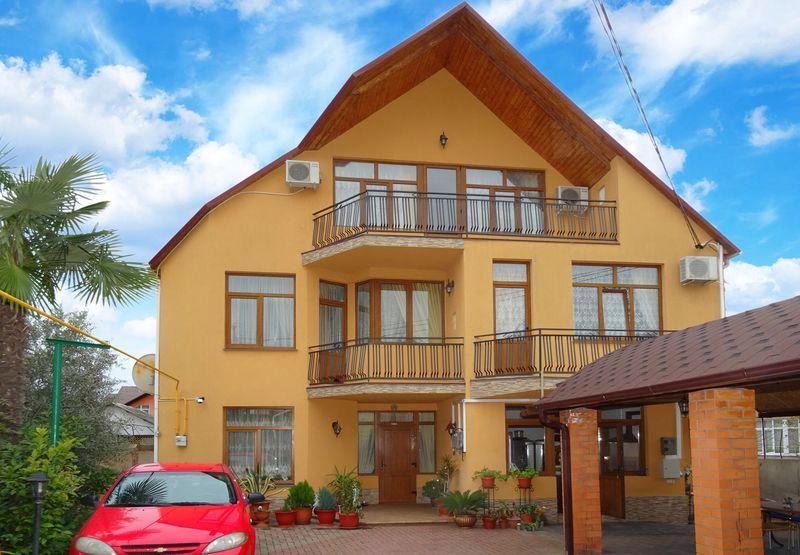 Камилла миниатюра 2