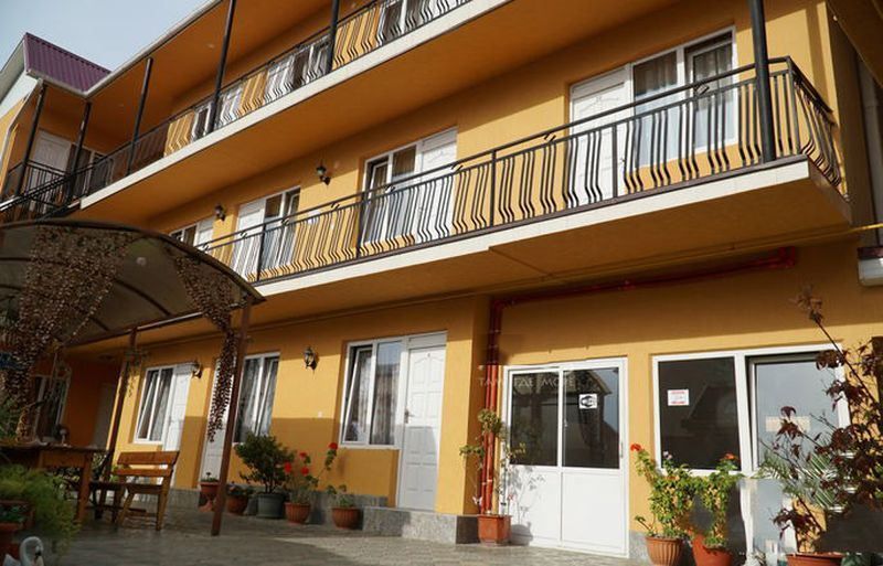 Камилла миниатюра 4