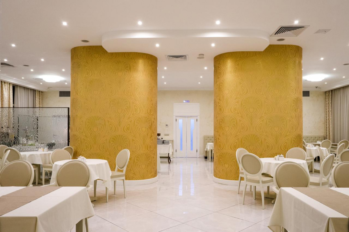 Таврический 4* миниатюра 6