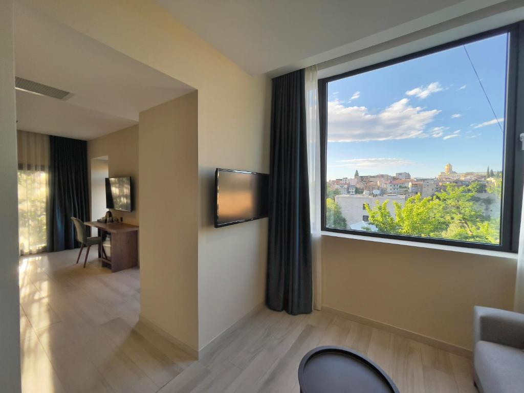 Eleven Inn Tbilisi 4* миниатюра 5