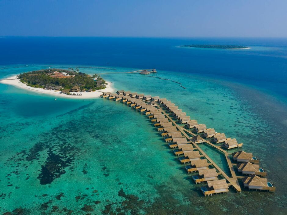 Emerald Faarufushi Resort & Spa 5*