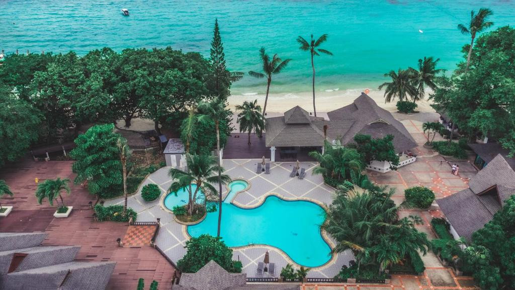 Phi Phi Holiday Resort (Ex. Holiday Inn Resort Phi Phi) 4*