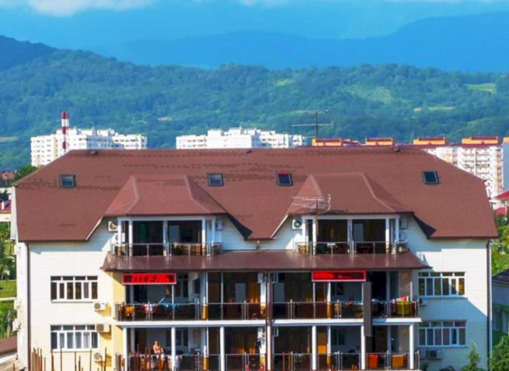 Кристи Адлер