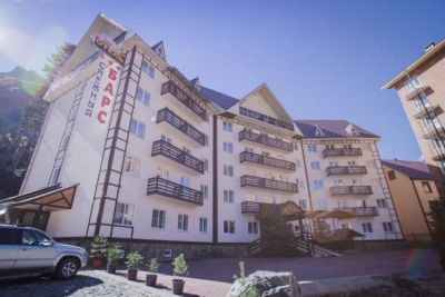 Снежный Барс Домбай 3*