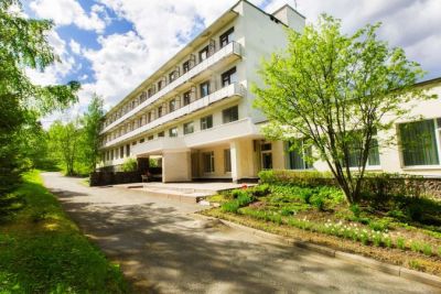 Белые Ключи 3*