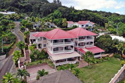 Au Fond De Mer View Self Catering Apartment