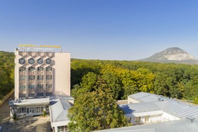 30-летия Победы 3*