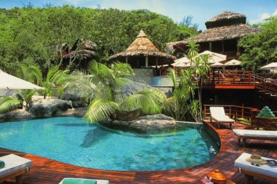 Constance Lemuria 5*